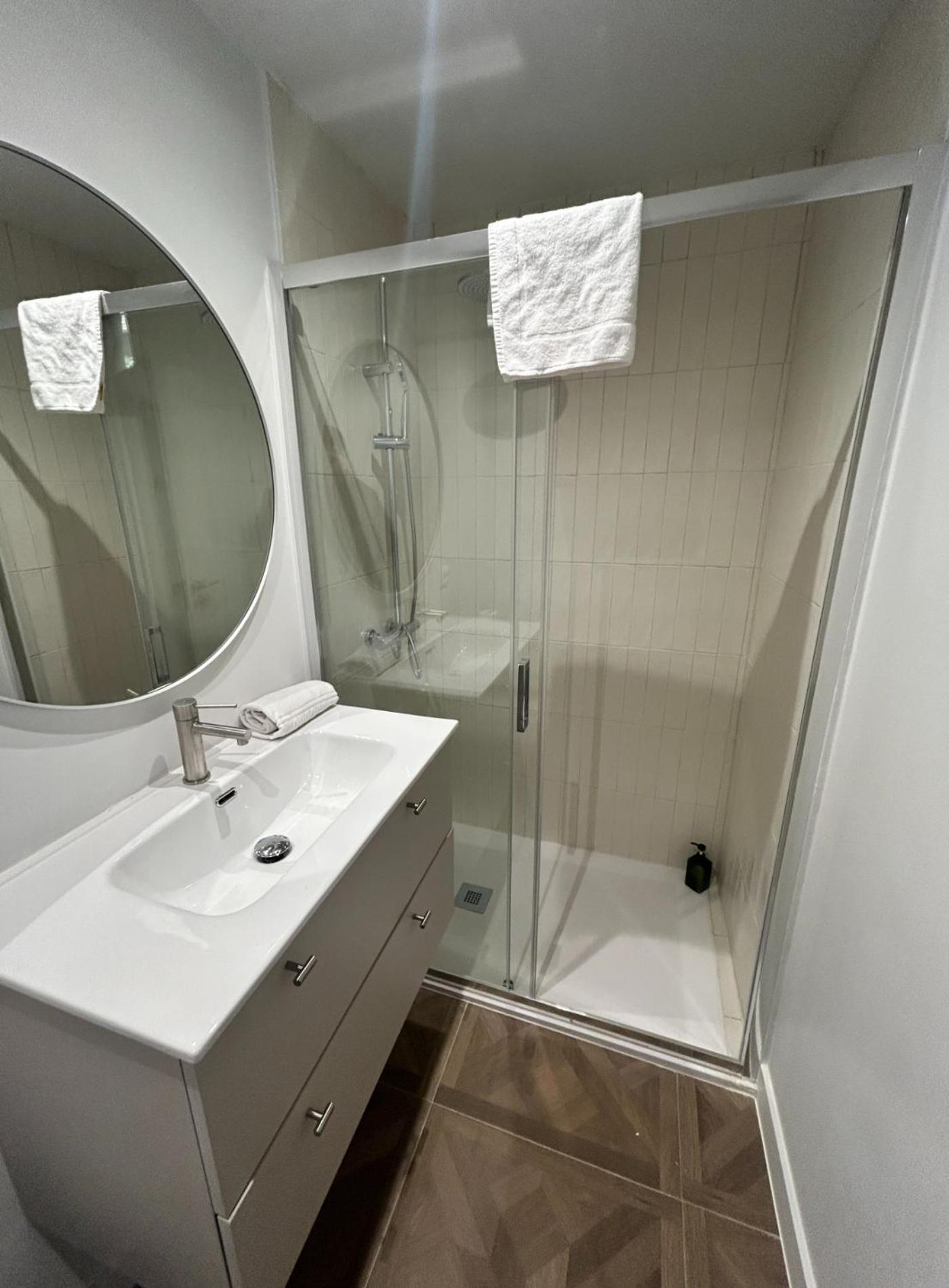 Sunny Apt 9Pax 4 Habitaciones En Minas-Malasana E3 Madryt Zewnętrze zdjęcie